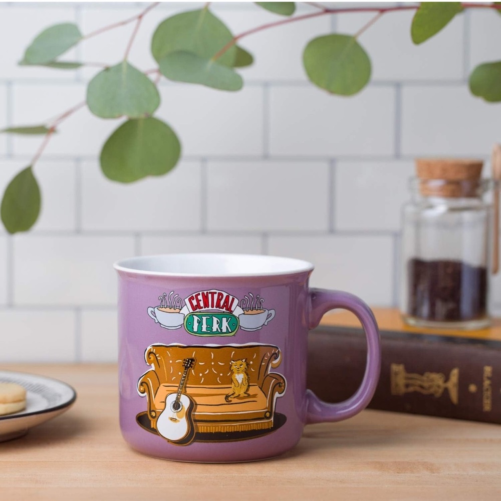 Friends Central Perk Smelly Cat Large Ceramic Camper-Style Coffee Mug NEW 20 oz
